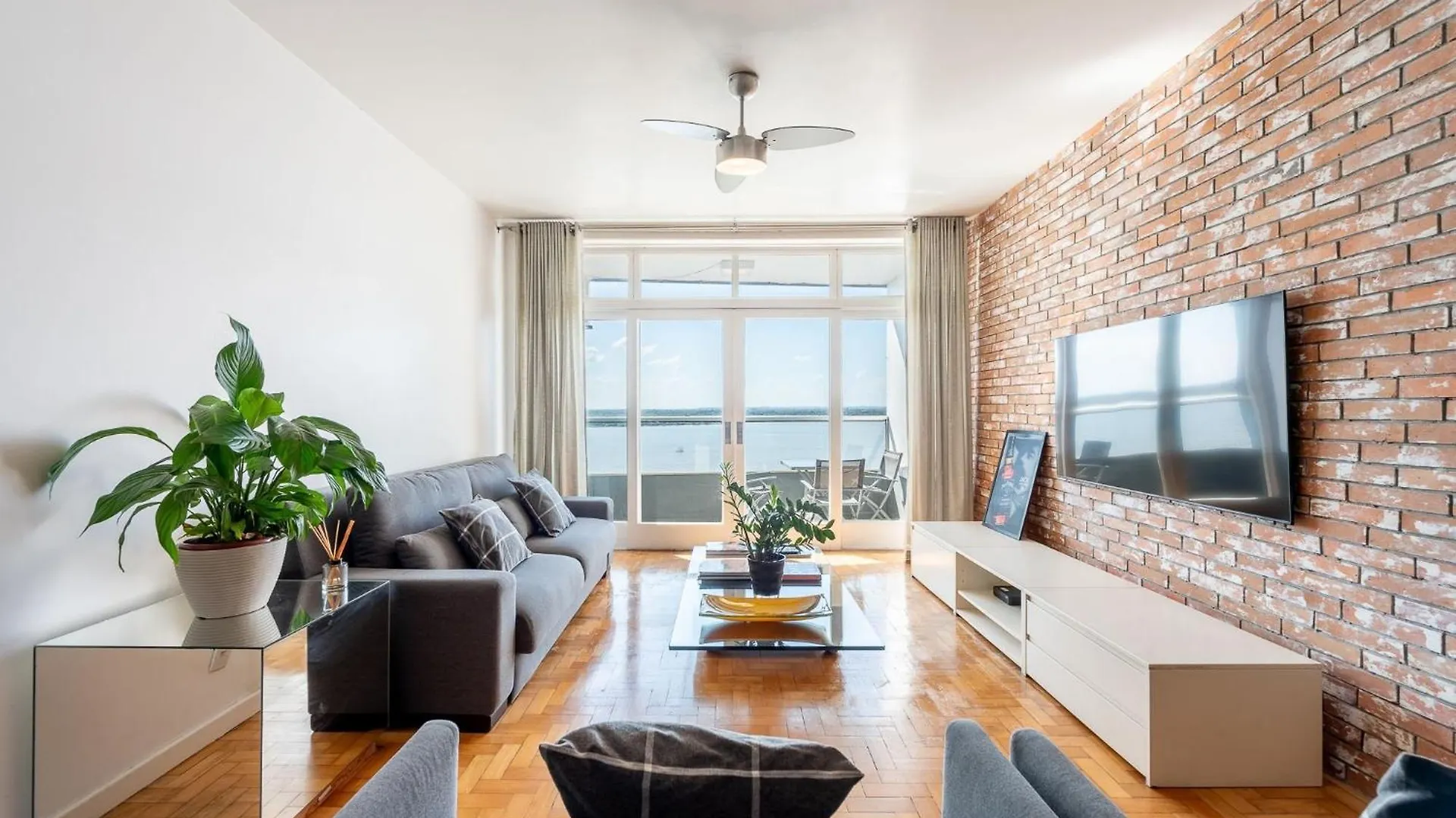 Condominio Marechal Trompowsky Porto Alegre Appartamento